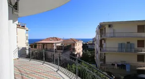 53 Solaro Apartments - Image 2
