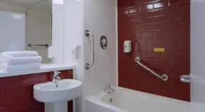 Travelodge London Crystal Palace - Image 5