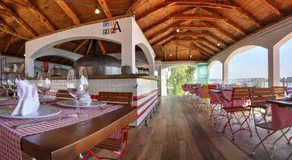Happy Camp mobile homes in Camping Amadria Park Camping Trogir - Image 3