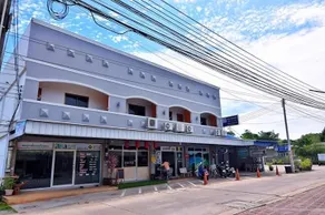 S3 Room Sathahip - Image 5