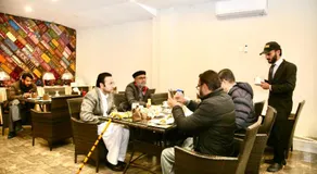SWAT HOTEL - Image 5