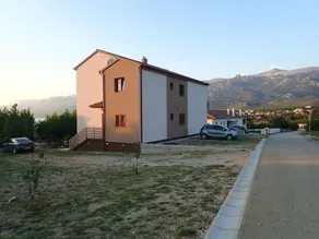 Lovely 3 bedroom holiday home with nice covered terrace, only  150m from the sea - Image 2