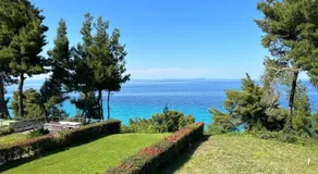 Cute house by the sea - Image 4