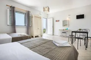 Senses Suites in rural setting - Image 2
