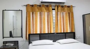 Anand Mahal Hotel - Image 2