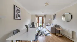 Oxford 2 Bed Apartment inc Parking & Balcony - Pass the Keys - Image 2