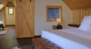 Hobbit House - Heart of Town - Beautiful Remodel - Image 5