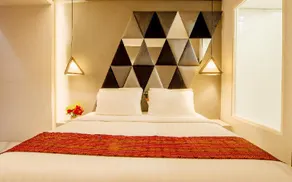 Swiss-Belcourt Kupang - Image 2