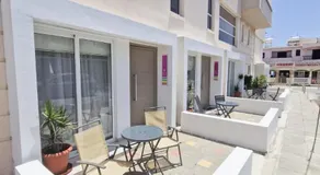 Rainbow Apartments - Image 4