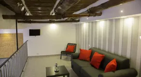 Vesuvius Luxury Suites - Image 2