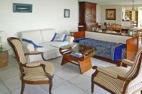 Holiday Home in Morbihan with Sea Views - Image 3