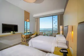 Rotana Corniche - Image 3