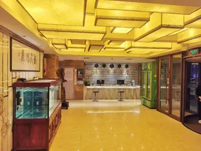 Green Business Hotel - Image 3