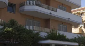 Rosa's House Rome Airport - Image 3
