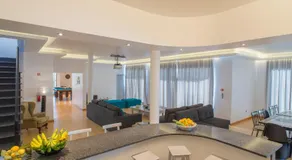 Entspannen Sie sich in der besten Ocean Cliff Villa auf Madeira - Image 2