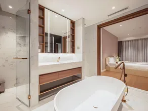 Metropole Luxury Apartment City Center - Image 3