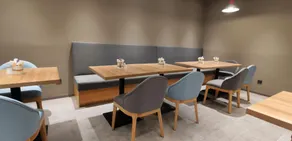 Yijia Hotel (Xinyi Railway Station Nanjing Road) - Image 3