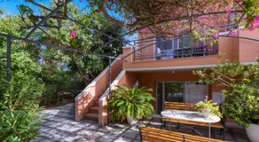 Poseidon Studios & Apartments - Image 3