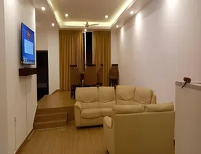 Bloom Hotel - Image 2