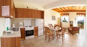 Dogis Retreat - Image 4
