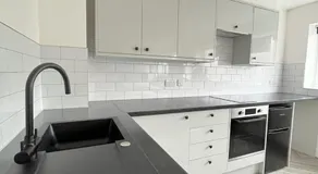 Central Maidstone Studio - Contractors - Weekly and Monthly Stays - Image 3