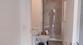 Modern Ensuite King Bedroom in Sandyford - Image 2