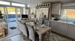 White Swan Lodge - Image 3