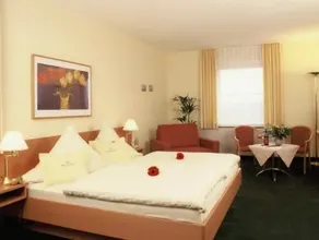 Hotel Stadt Cuxhaven - Image 2