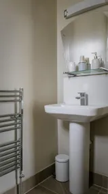 Sandfield House - Image 3