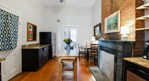 Montgomery House - Image 2
