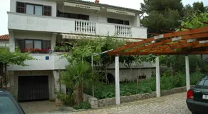 Apartments Jurina 2 - Image 1