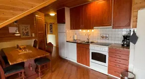 Seaside 3-bedroom Holiday home - Image 2