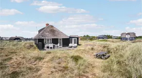 3 Bedroom Gorgeous Home In Blavand - Image 5