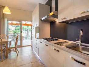Holiday apartment Manerba del Garda for 1 - 7 persons with 3 bedrooms - Holiday apartment - Image 5