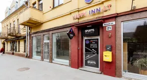 Happy Inn - Image 2