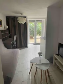 Petit studio aux aux portes du  Beaujolais - Image 2