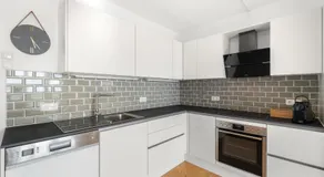 Zentral und Ruhig am Park - 2BR - gratis Parken - 2 Balkone - Image 5