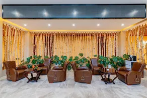 Golden Mo Hotel - Image 3