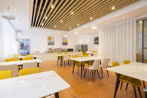 Aili cinema Zhenxuan Hotel (Haiken Plaza store, haixiu Middle Road, Haikou) - Image 3