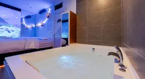 Studio Immersif Jaccuzi & Cinéma Disney et Astérix - Image 3