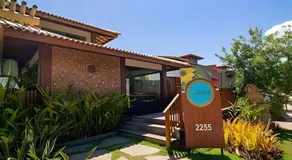 Casa à beira mar em condomínio de luxo - Image 1