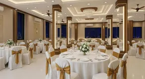 Hotel A K CONTINENTAL - Image 2