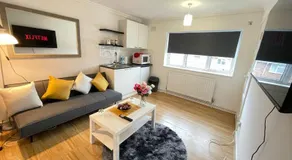 Cosy Studio - Image 2