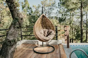 Goroomgo Blue Pine Pool Nainital - Premium Valley View - Image 2