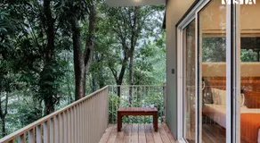 Dawnlight by VEO, StayVista - 2BHK Pet-Friendly Hill-View Villa - Image 2