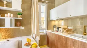 Luxury Suite - Jacuzzi et Sauna - Image 3