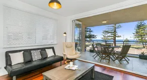 Beachfront on Golden Mile - Image 2