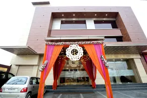 Hotel O Emblem - Image 3