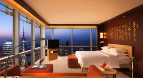 Lazarus Apartment - Image 2