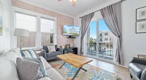 2 Bedroom Dog Friendly Cottage with Bunks, Sleeps 10, Heated Outdoor Pool, Walk to Beach - Image 2